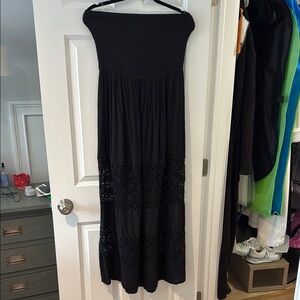 Chelsea28 Off-Shoulder Black Maxi Dress